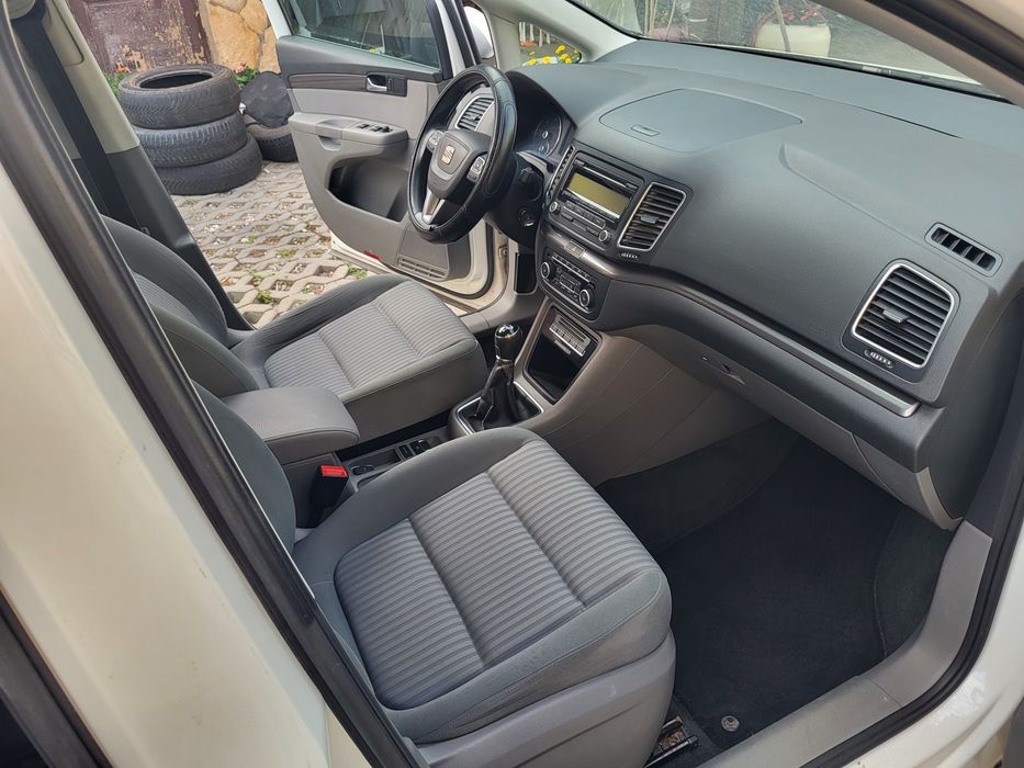 Alhambra Anul 2012 4x4 140cp Euro 5 Climatronic Încălzire scaune Jante aluminiu