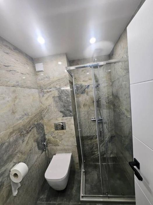 Дава се под наем Двустаен апартамент в Пловдив, Център - 76 кв.м за 1400 € - Снимка #6