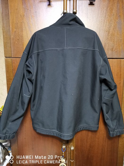 Snickers L  леко яке.