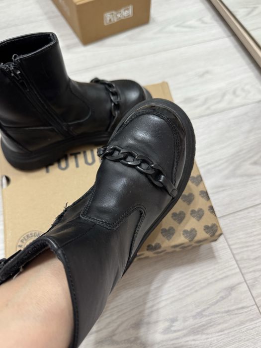 Ботинки для девочки