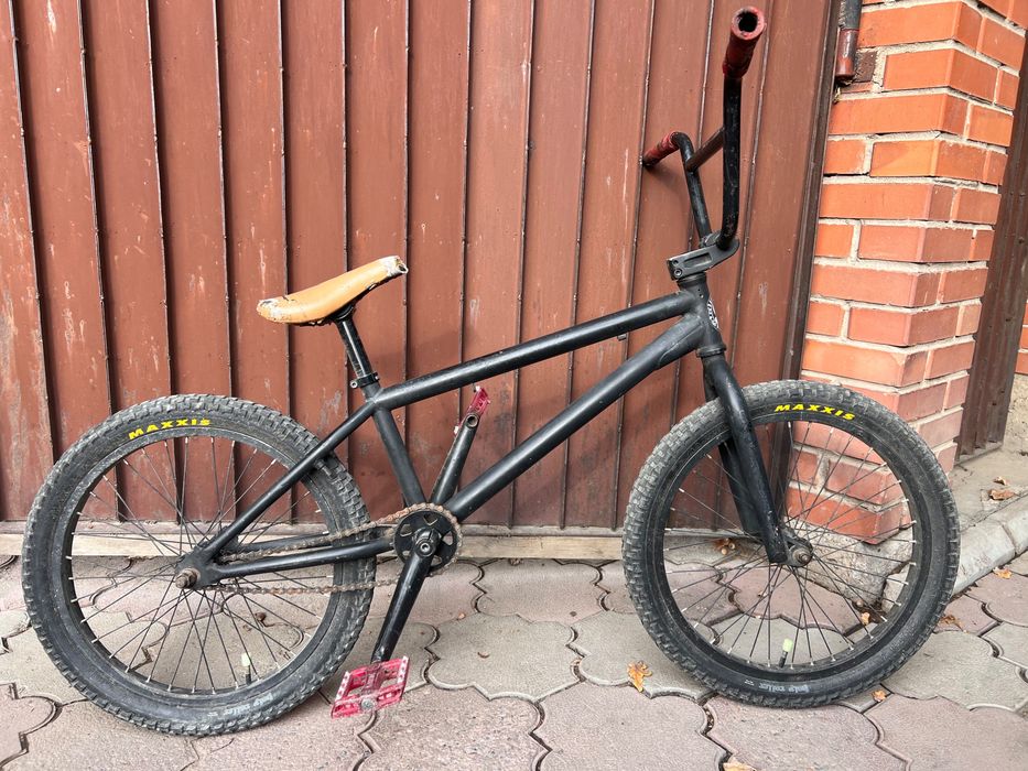 Продам BMX (Custom/Sunday)