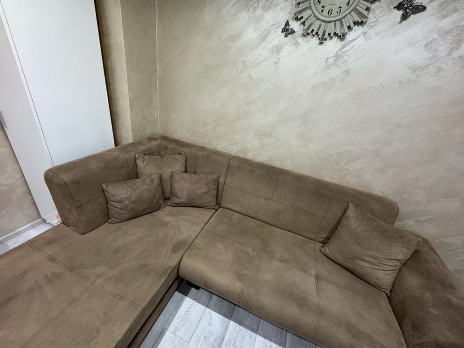 Диван ъглов със две ракли