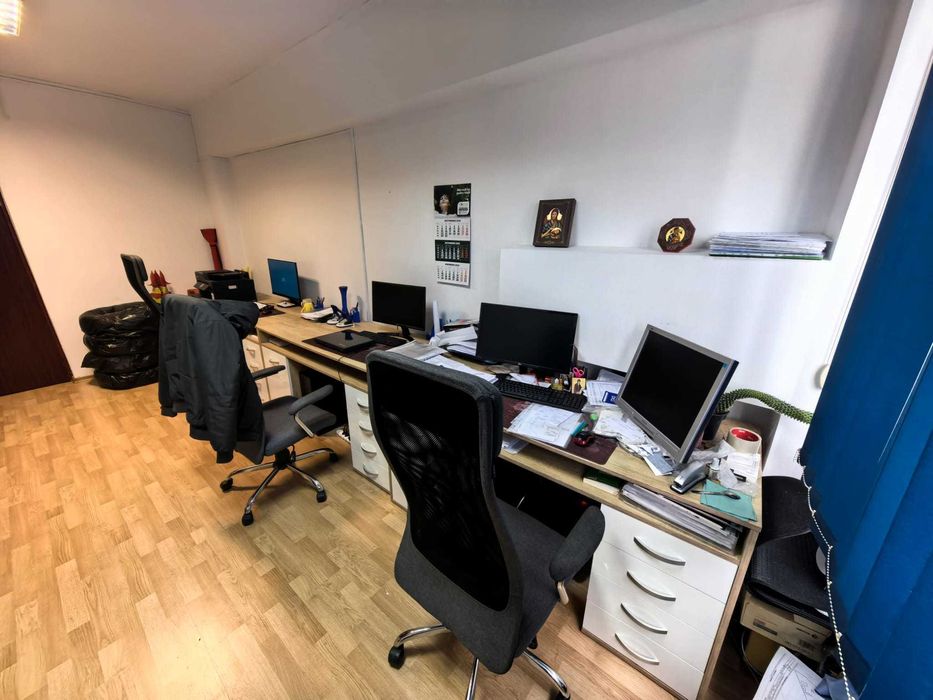 Calculatoare de vanzare, mobila de birou, statie totala