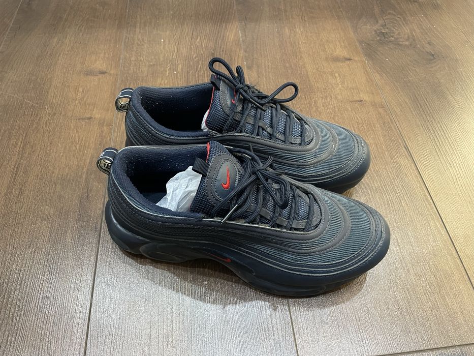 Продам кроссовки Nike Tn