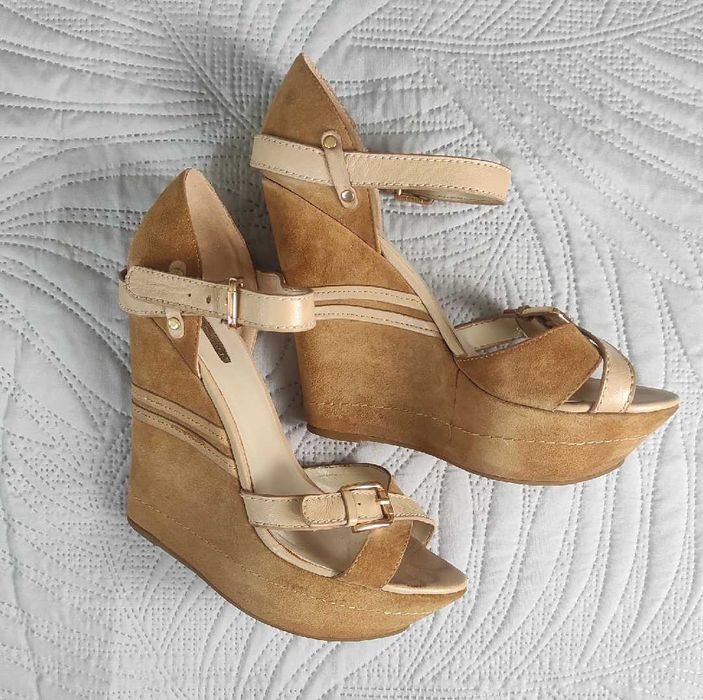 Женские туфли, босоножки, ботильоны