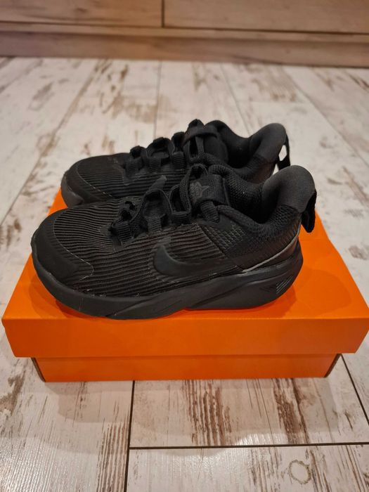 Бебешки маратонки Nike