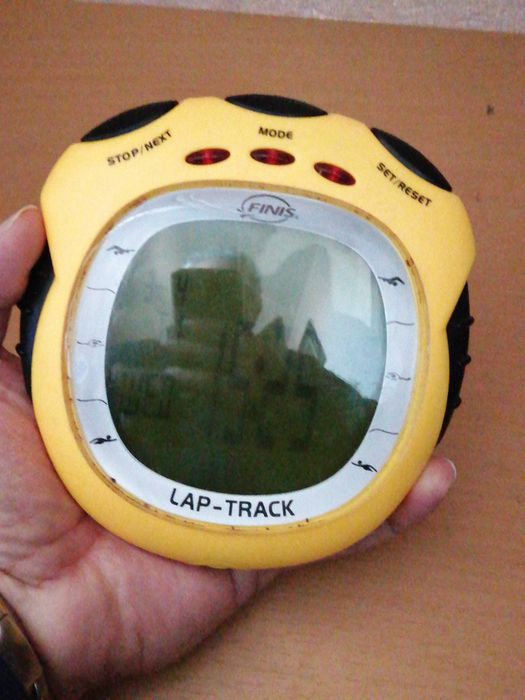 Ceas cronometru pentru inot