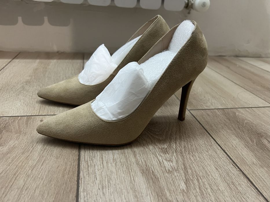 Туфли 39 размер срочно