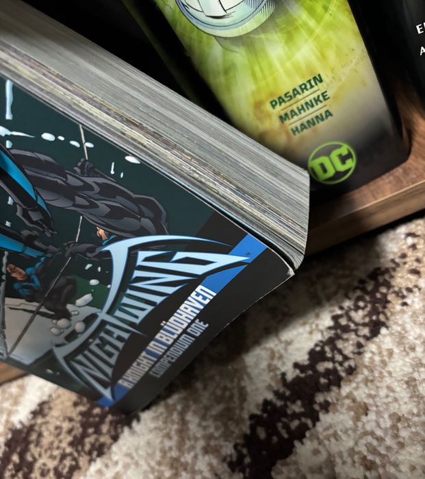 Nightwing: A Knight in Blüdhaven Compendium 1