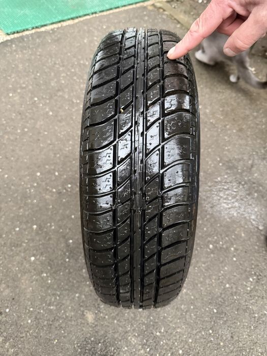 Vand roata dacie noua