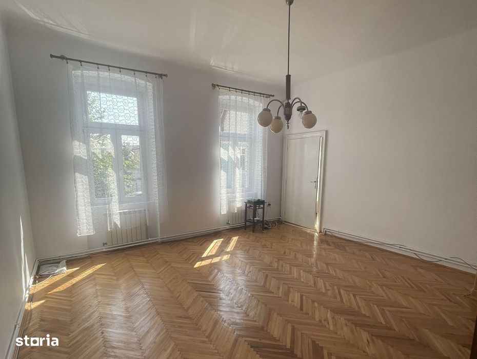 Casa în zona centrală Brașov