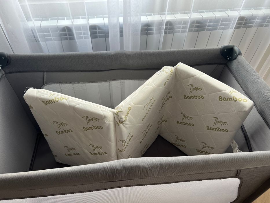 Продавам Сгъваем матрак Lorelli - Air Comfort, 60 × 120 х 6 cm
