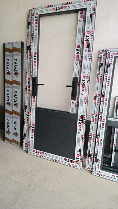 Akfa alumen eshik romlar buyurtma asosida 3 kun ichida yasab o'rnatib