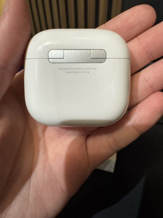 Apple Air Pods 4