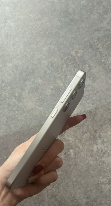 Телефон Samsung Galaxy S24+