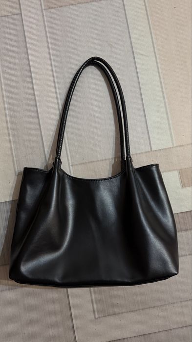 Сумки продаются