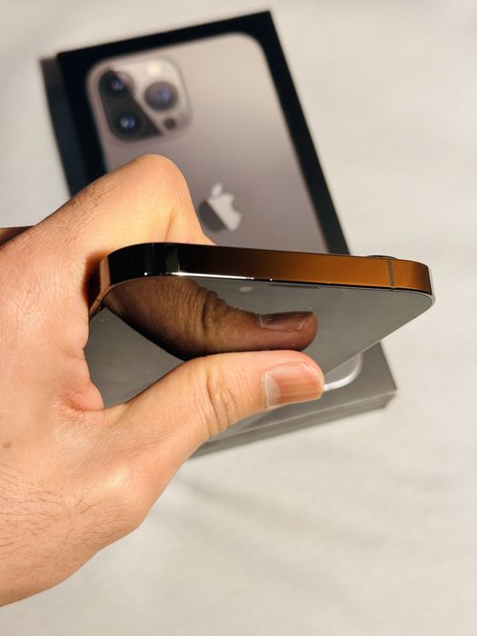 iPhone 13 Pro Max 256 ГБ Графитово-черный