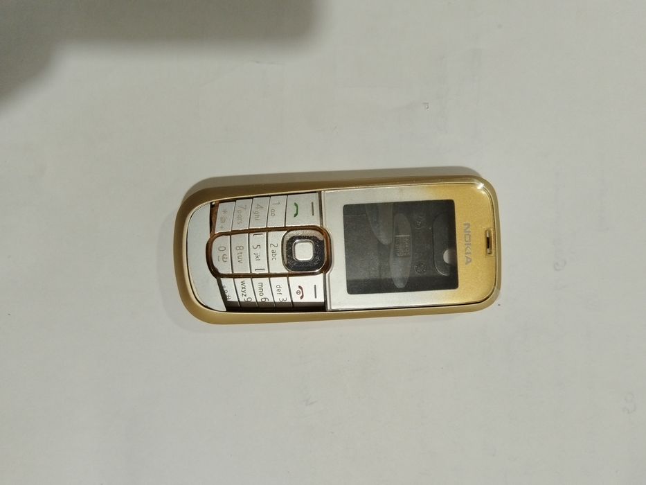 Продаются корпуса от телефонов