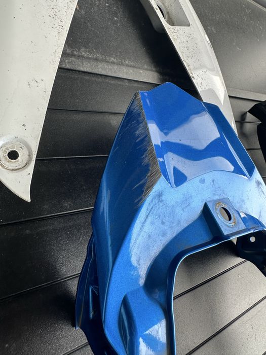 Пластмаси gsxr 1000 K9-L6