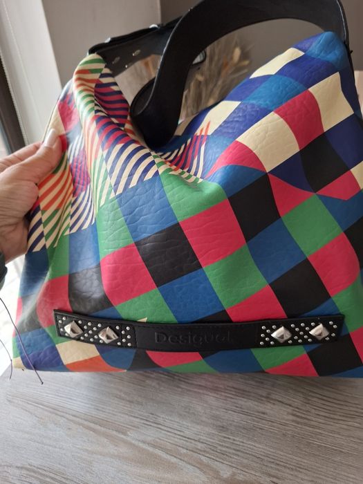 Нова дамска чанта Desigual