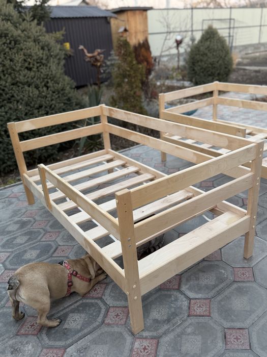 Кровать детская с матрасом