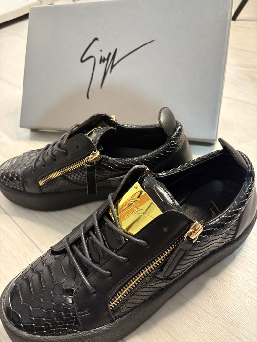 giuseppe zanotti черные 38