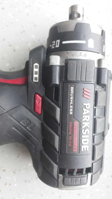 Безчетков винтоверт Parkside performance