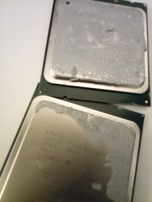 Продам процессор зеон е5 2690