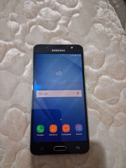 Продам.Самсунг ж5