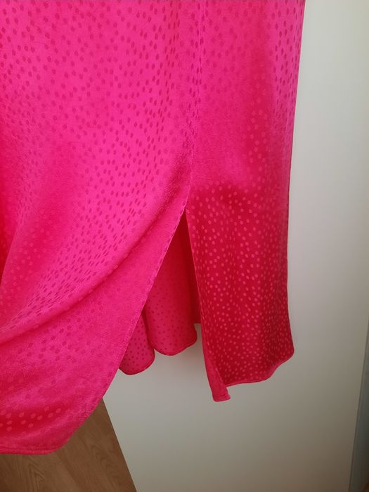 Rochiță roz,noua fără eticheta