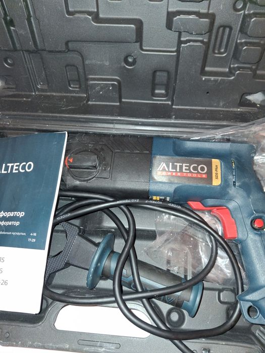 Продам перфоратор.