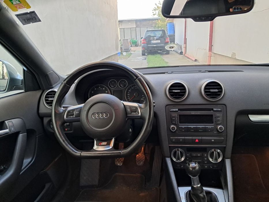 Audi A3 / 1.4 Tsi/ E5 / S-line / Bi-xenon / LED /