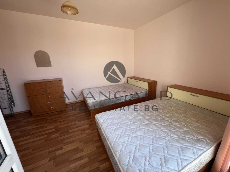 Продава се Тристаен апартамент в Пловдив, Кършияка - 100 кв.м за 2050 €/кв.м - Снимка #2