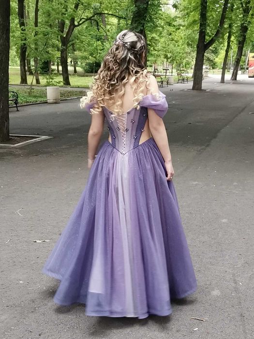 Официална бална рокля