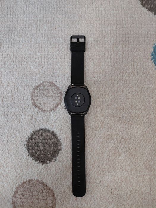 Часы от  Huawei GT