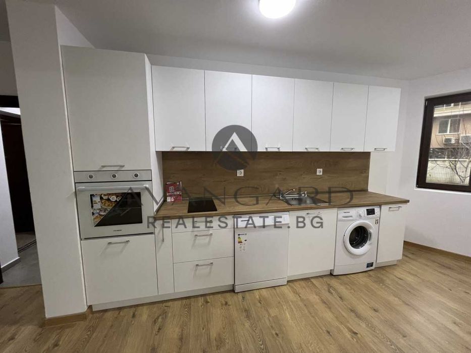 Продава се Четиристаен апартамент в Пловдив, Христо Смирненски - 313 кв.м за 814 €/кв.м - Снимка #2
