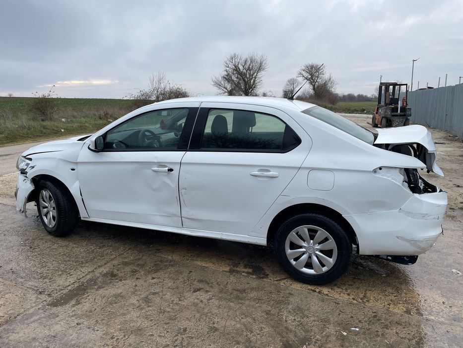 Citroen C-Elysee 1.2i Vti PureTech 83кс. двигател HMR (DDHMRP) 10XVA