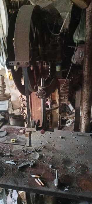 Машини и инструменти за дърво