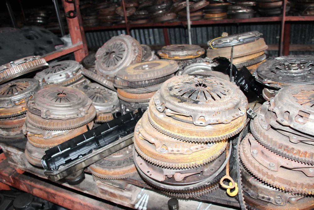 Съединител комплект, феродо, маховик, притискател автомоболи и джипове