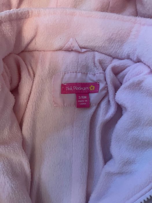 Верхняя одежда на девочку