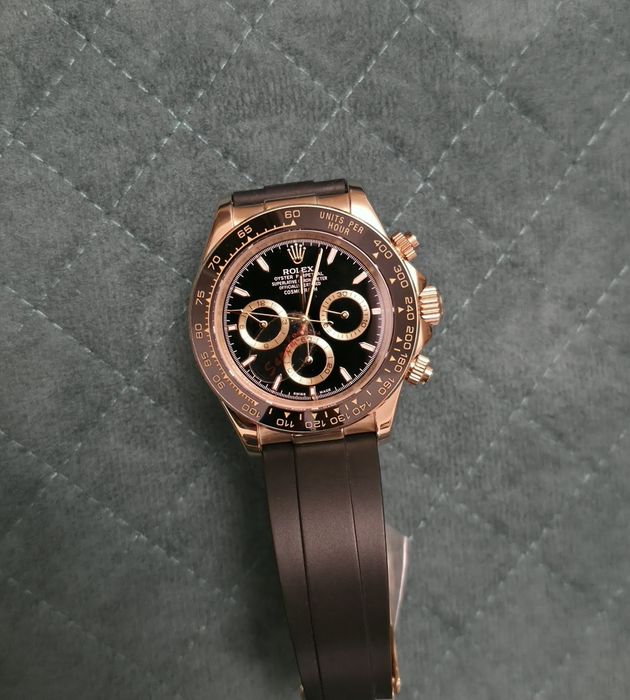 Rolex daytona  gold
