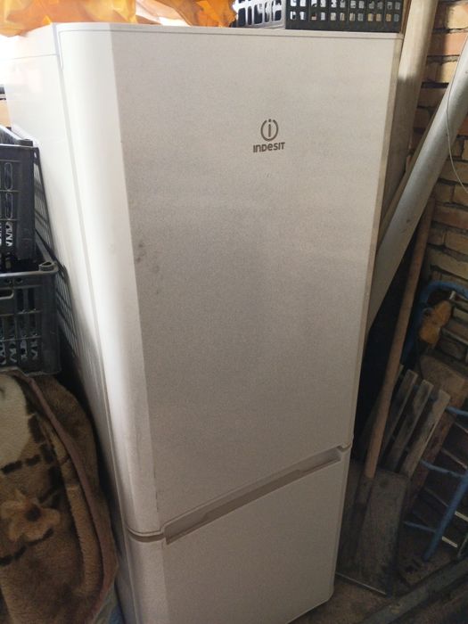 Холодильник Индезит