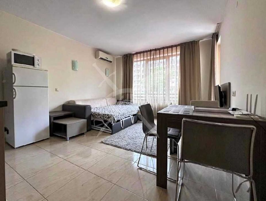 Продава се Двустаен апартамент в Свети Влас - 64 кв.м за 829 €/кв.м - Снимка #1