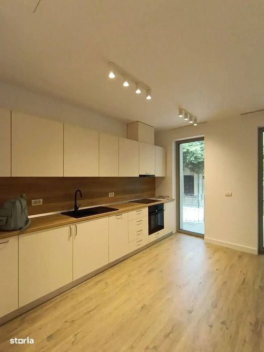 Apartament 4 Camere, 2 Bai, 2 Balcoane, in elegantul Cartier Armenesc