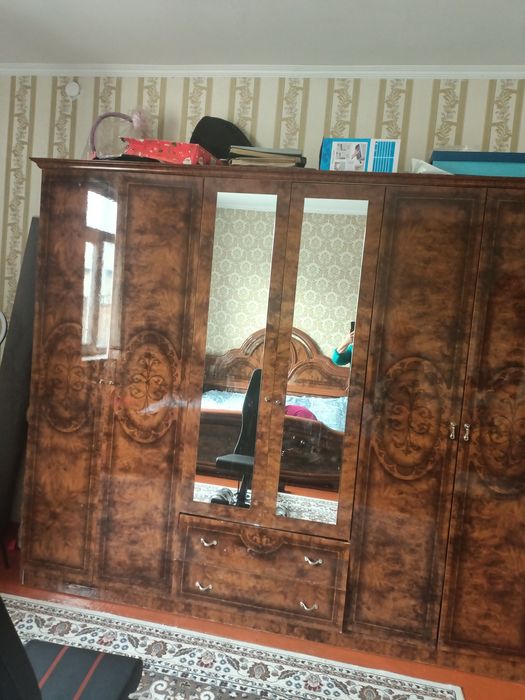 Мебель для дома стенки горки