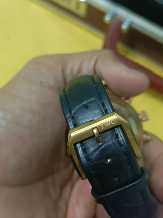 IWC Schaufhausen automatic mexanika soati holati yaxshi ruchnoy zavat