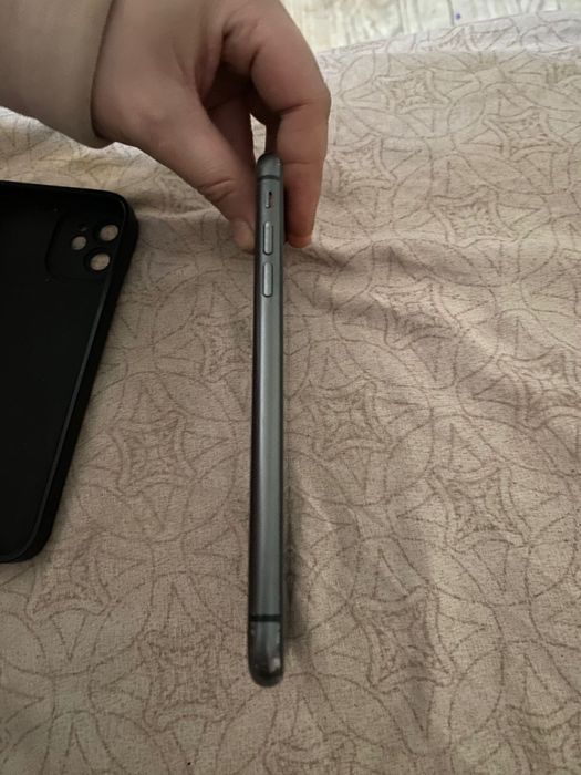 Айфон 11 продам в
