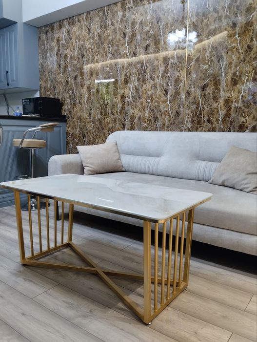 Jurnalniy stol usti Toshdan l  Журнальный столик из камень. 120×60 см.