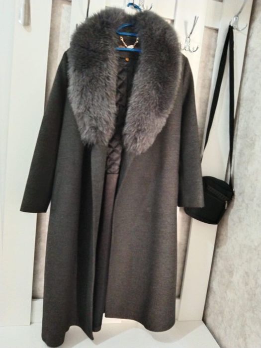 Зимнее женское пальто