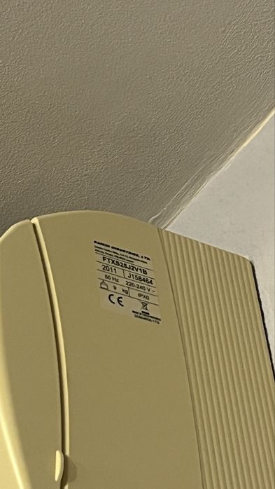 Климатици дайкин/ daikin FTXS25J2V1B, FTXS35J2V1B